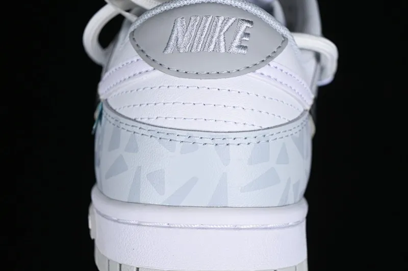 All categories Nk SB Dunk series Nk SB Dunk Low low-top sneakers Nk Dunk Low Retro light gray blue silver SB strap low-top casual sneakers HF0730-160